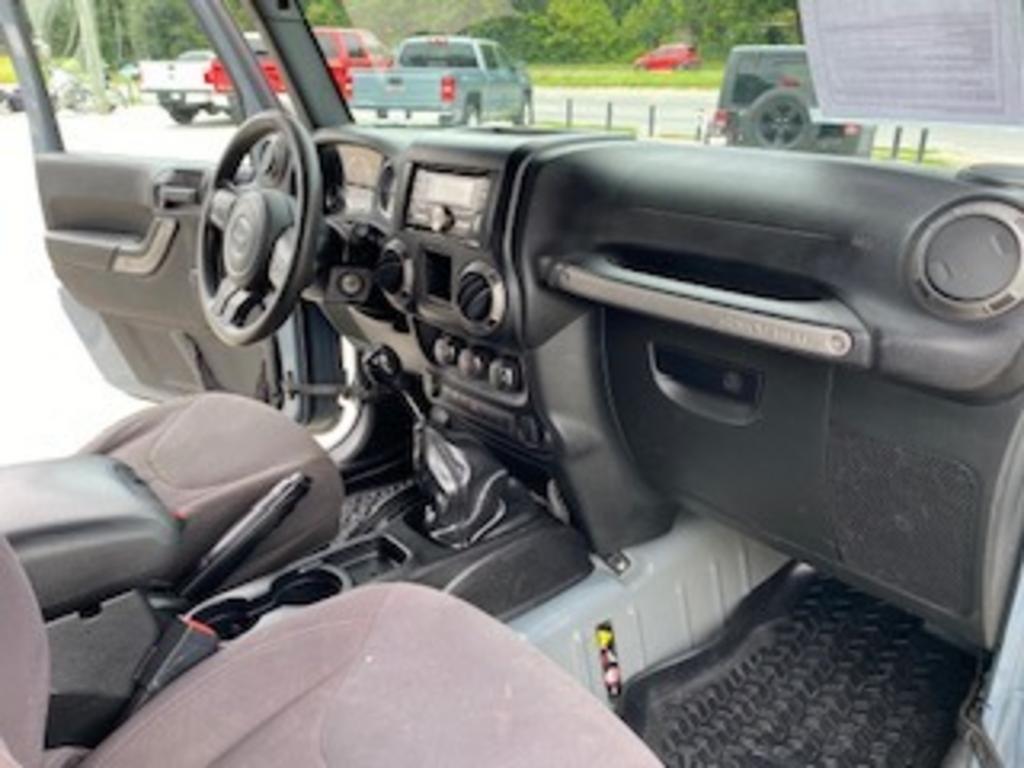 2015 Jeep Wrangler Sport - Photo 11